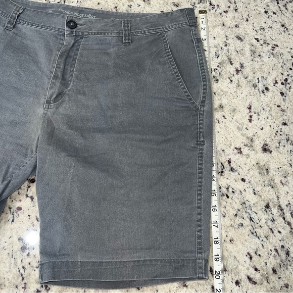 Toad & Co Mission Ridge Short size 36 10.5 inches Grey - Picture 11 of 11